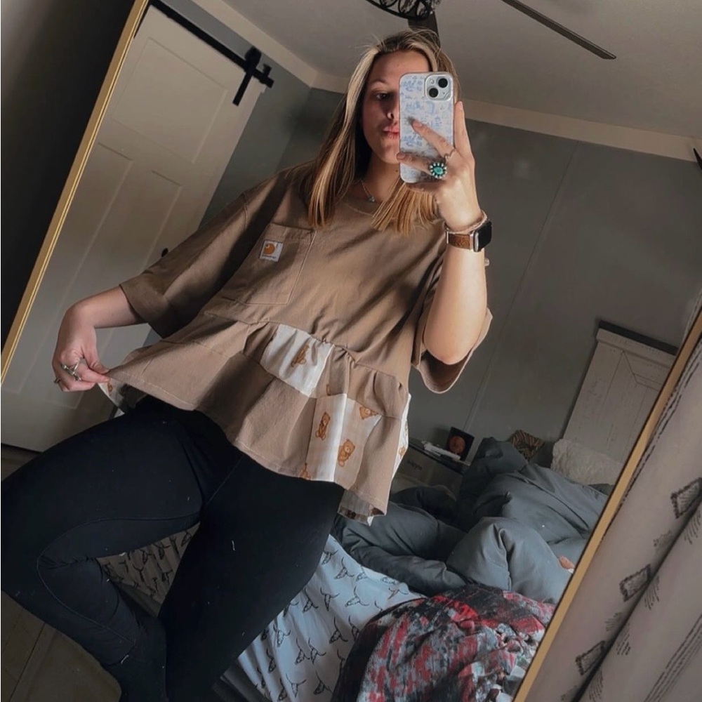 Carhartt Ruffle Tee
